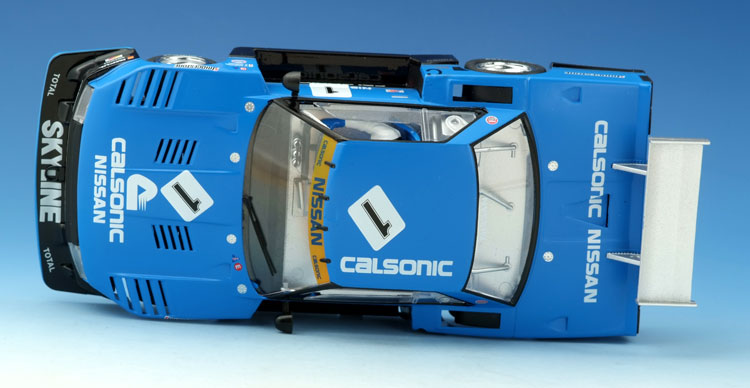 Sideways Nissan Skyline Turbo Calsonic-blue